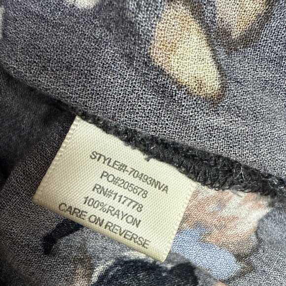 Love Stitch Dress Multicolored Floral Short Sleeve Women’s Size Medium/Large - Picture 8 of 11